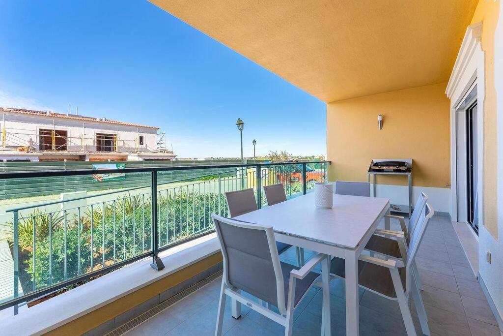 Apartment Luxury In Boavista Golf & *